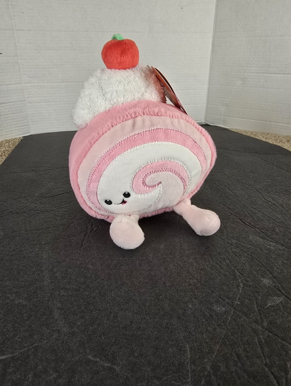 NWT GiggleScape Swiss Roll Exclusive 8.5-Inch Plush